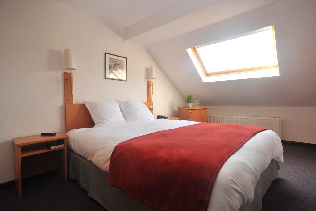 Hotel Du Perron Theux Room photo