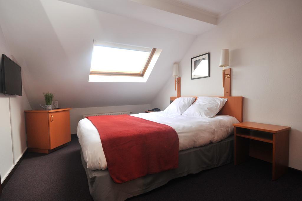 Hotel Du Perron Theux Room photo