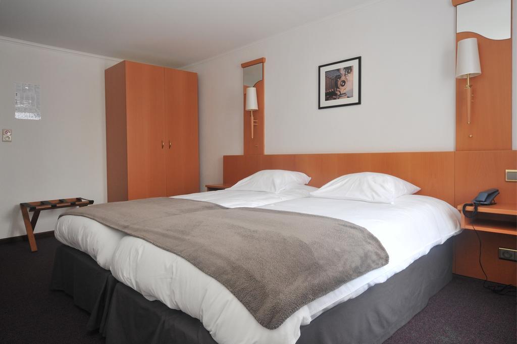 Hotel Du Perron Theux Room photo